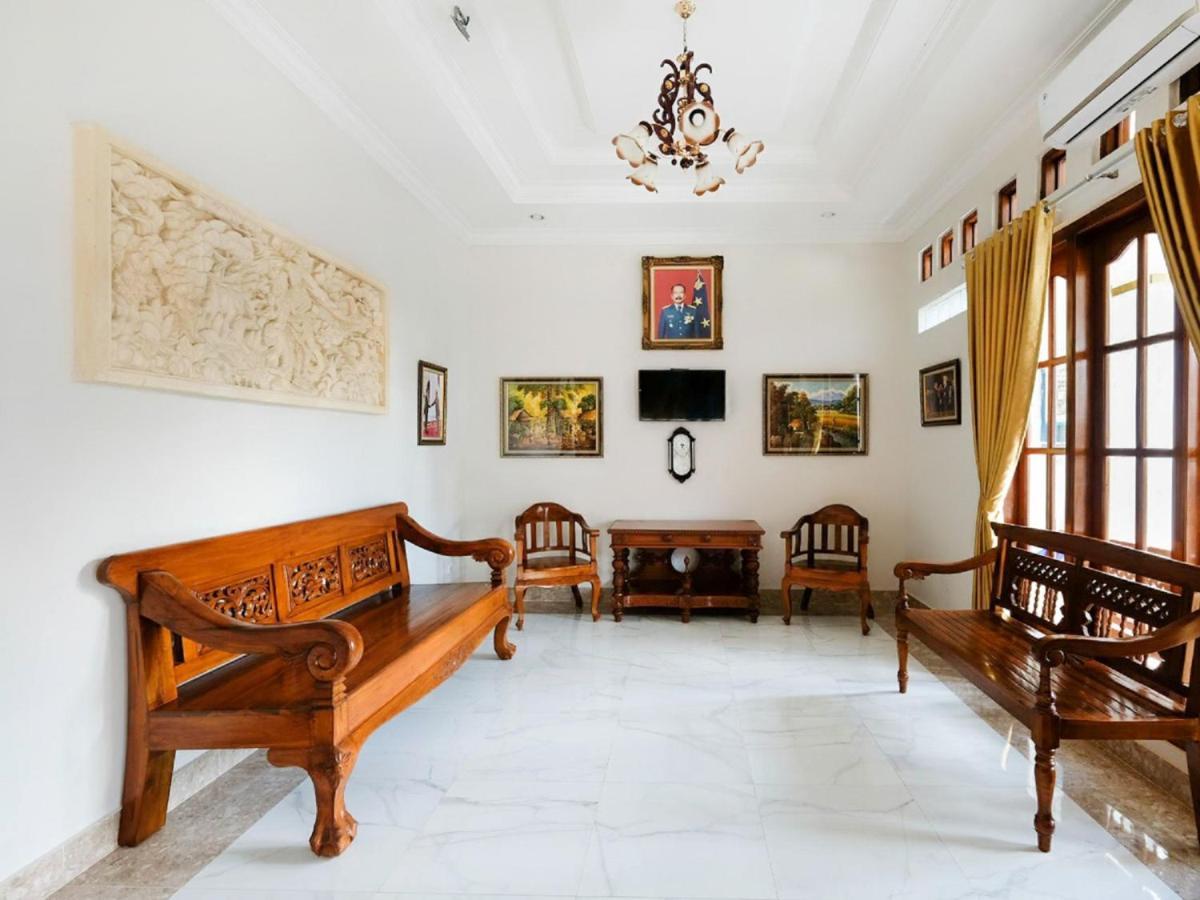 Super Oyo Collection O 3468 Ndalem Gusti Ayu Hotel